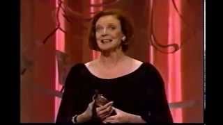 Maggie Smith wins 1990 Tony Award for Best Actress in a Play [upl. by Amaras]