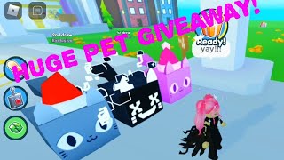 StumpingBlox gives away more Huge Pets in Pet Simulator X And I got to surprise the winners [upl. by Panthea]